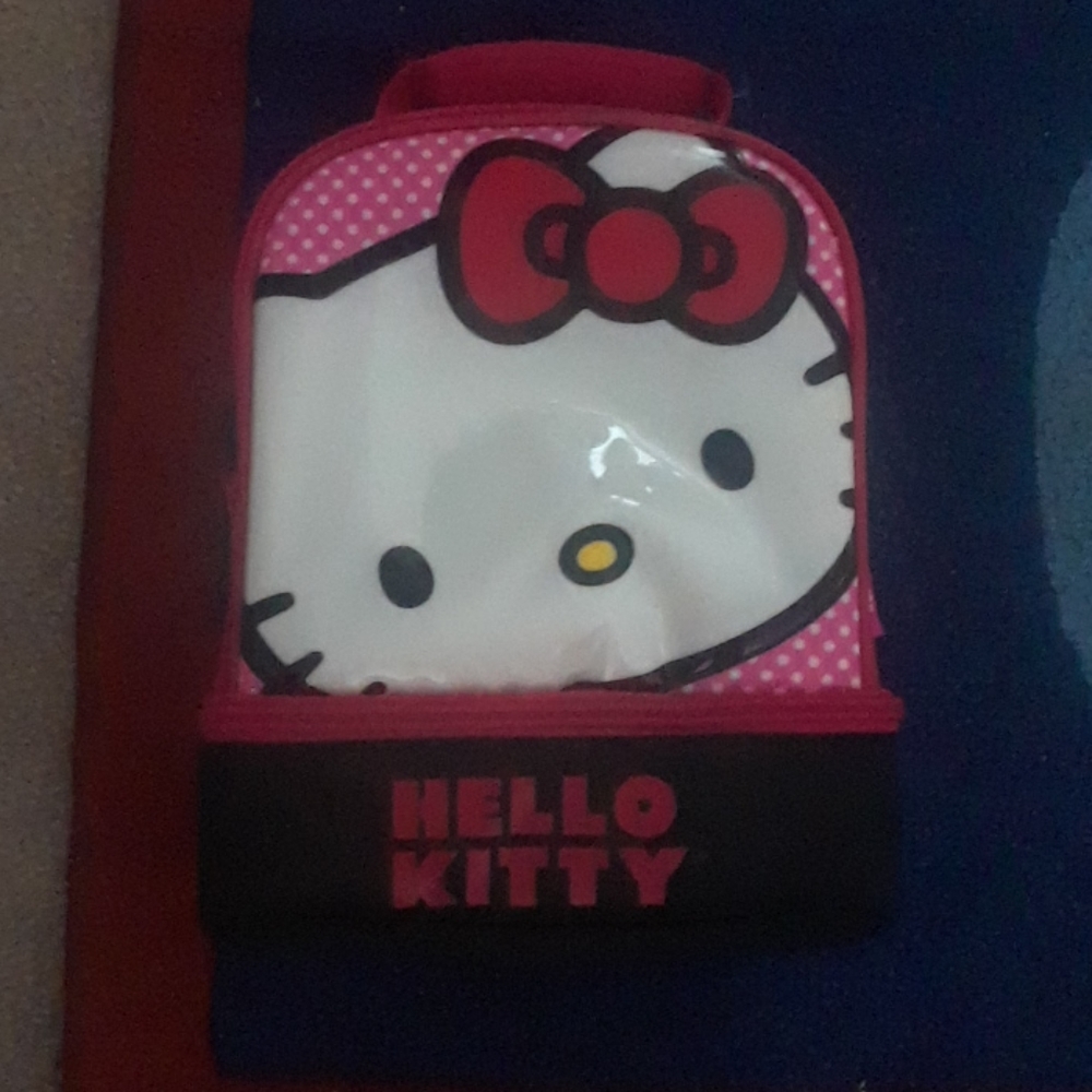 Hello Kitty lunch bag and magnet - Picture 2 of 9